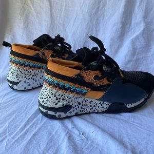 Steve Madden Women’s Cliff Sneaker